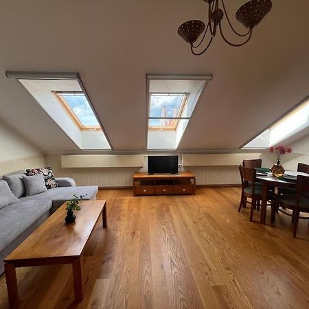 Old Town Apartment With Free Parking Vilnius Esterno foto